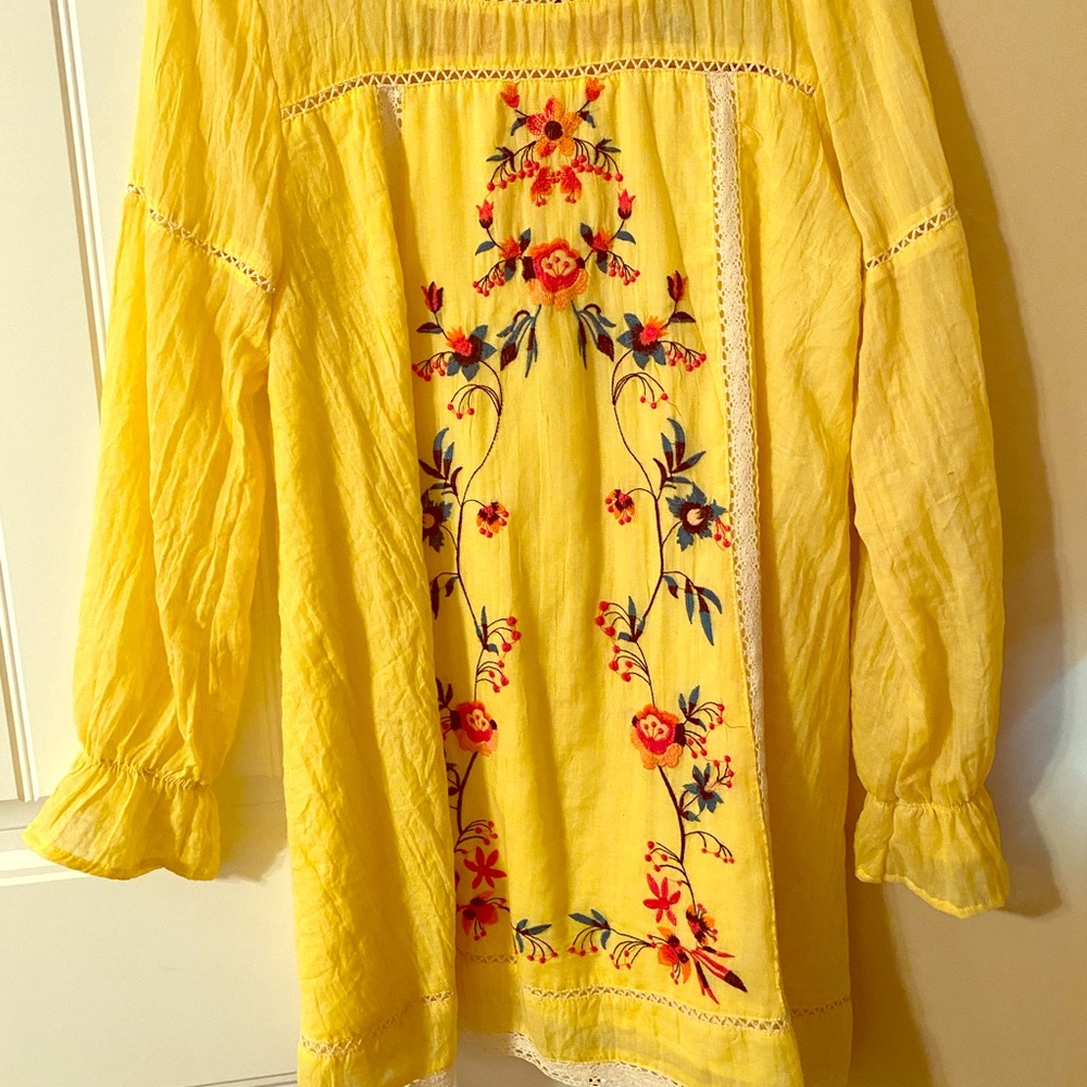 Yellow dress